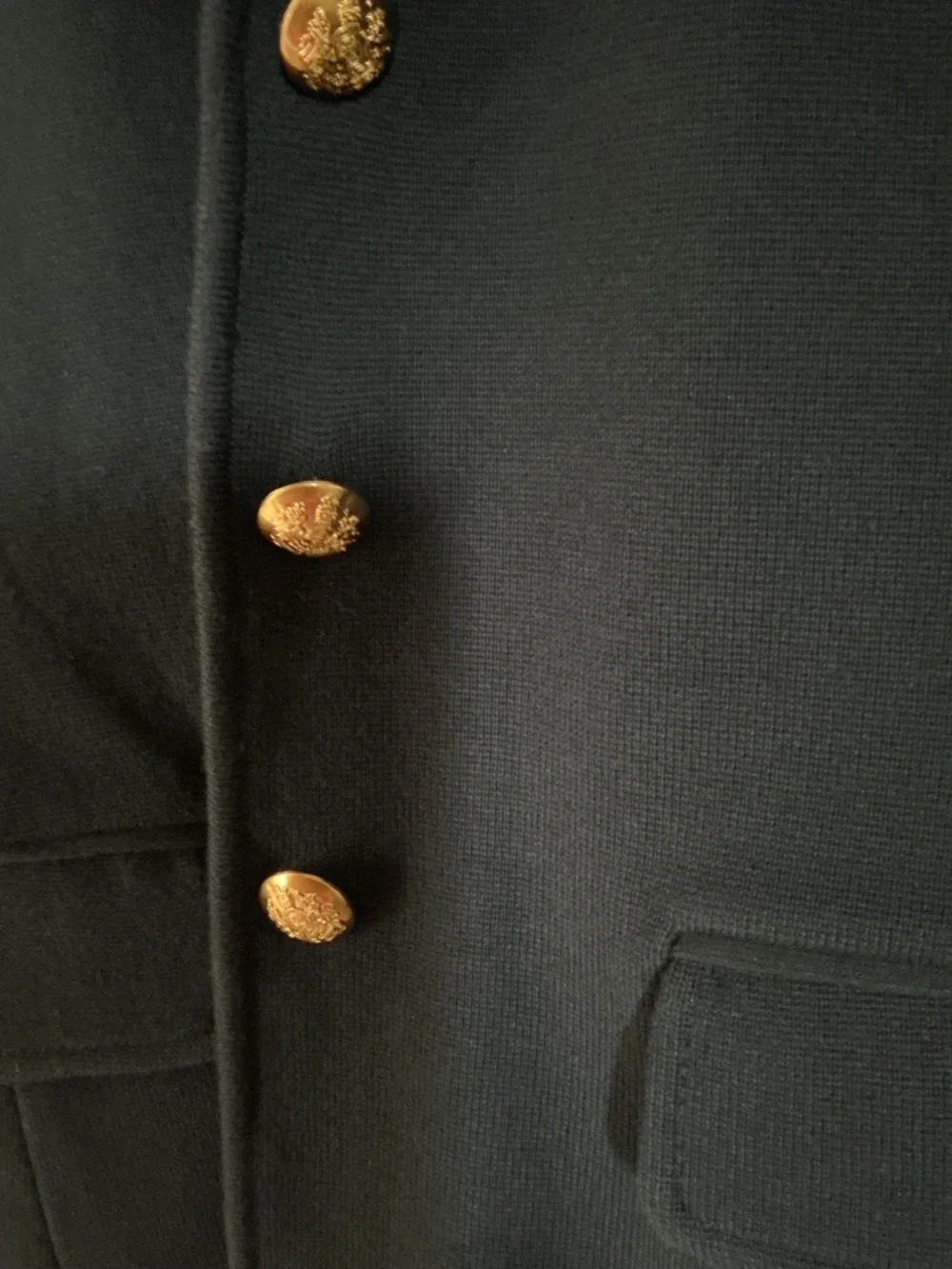 Beautiful Classic Lauren Ralph Lauren Navy Sweater Blazer w/ 3 gold buttons PM - Picture 6 of 8